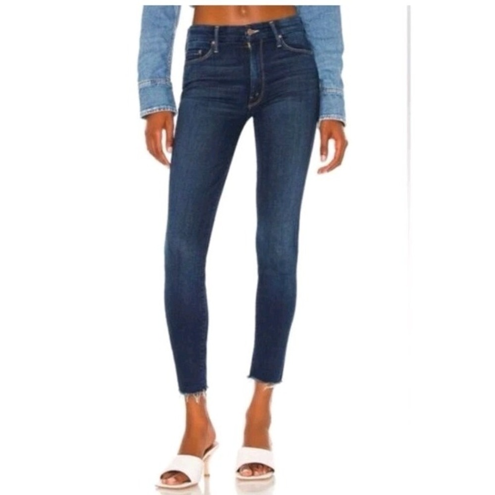 Mother High Waisted Looker Ankle Fray Size 27 Home Movies 27x27